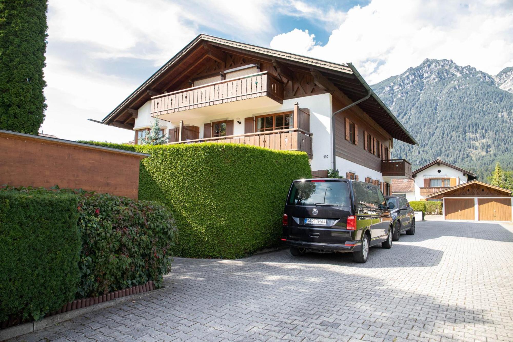 Bernadein Apartment Garmisch-Partenkirchen Exterior photo